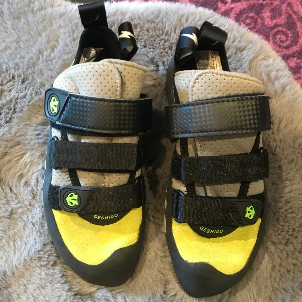 Evolv velcro Climbing Shoes
